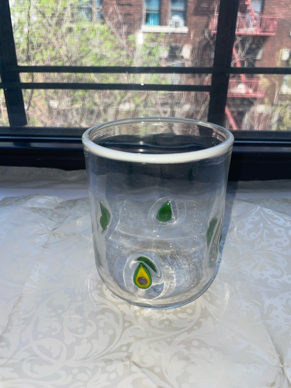 ❤️ Anthropologie Icon Juice Glass Avocado Motif Clear | NIB - Picture 3 of 4